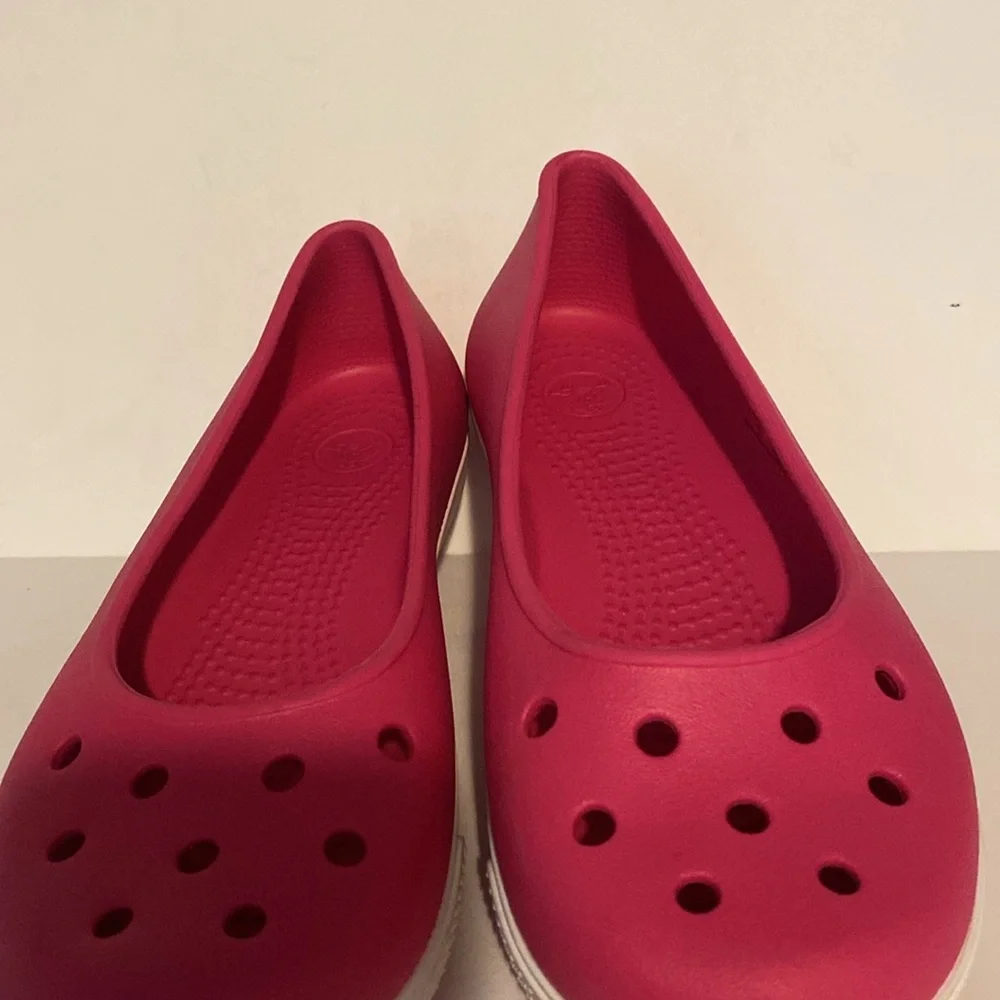 Crocs Fuchsia Pink  Airy Ballet Flats - Picture 6 of 8